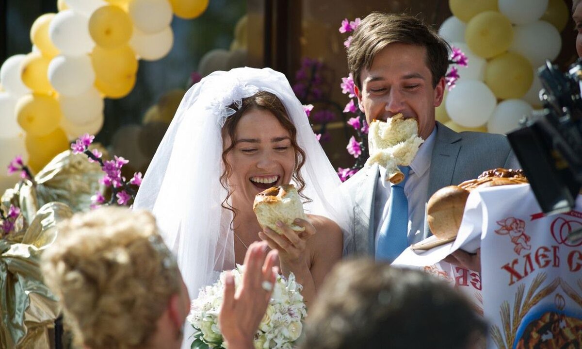 Кадр из фильма "Горько" 