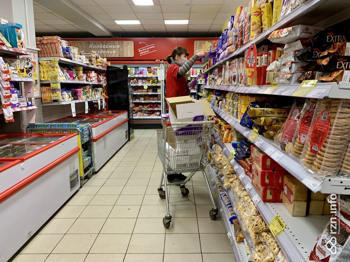 работающие магазины рязани. работающие магазины рязани. трц барс рязань. галактика рязань улица есенина. шейн в рязани.