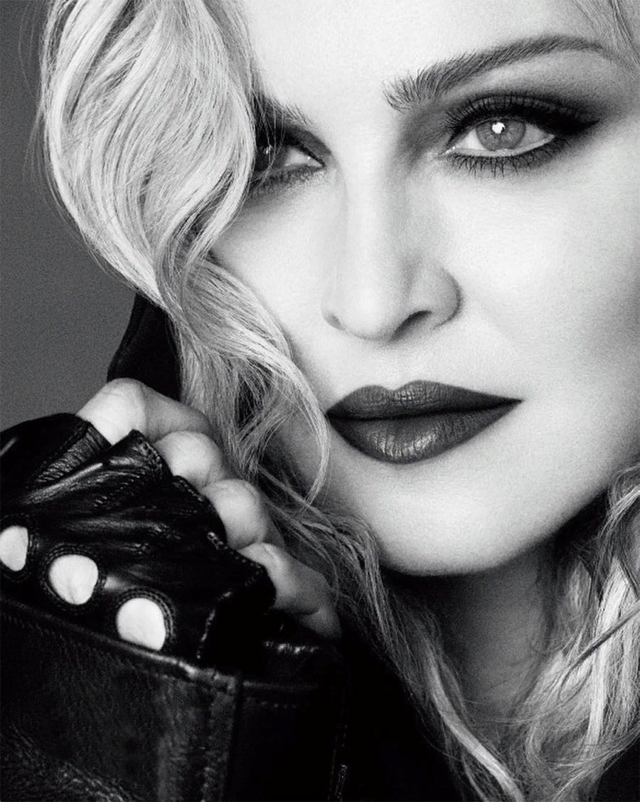 Мадонна фото. Madonna певица. Мадонна портрет певица. Мадонна MDNA Skin.