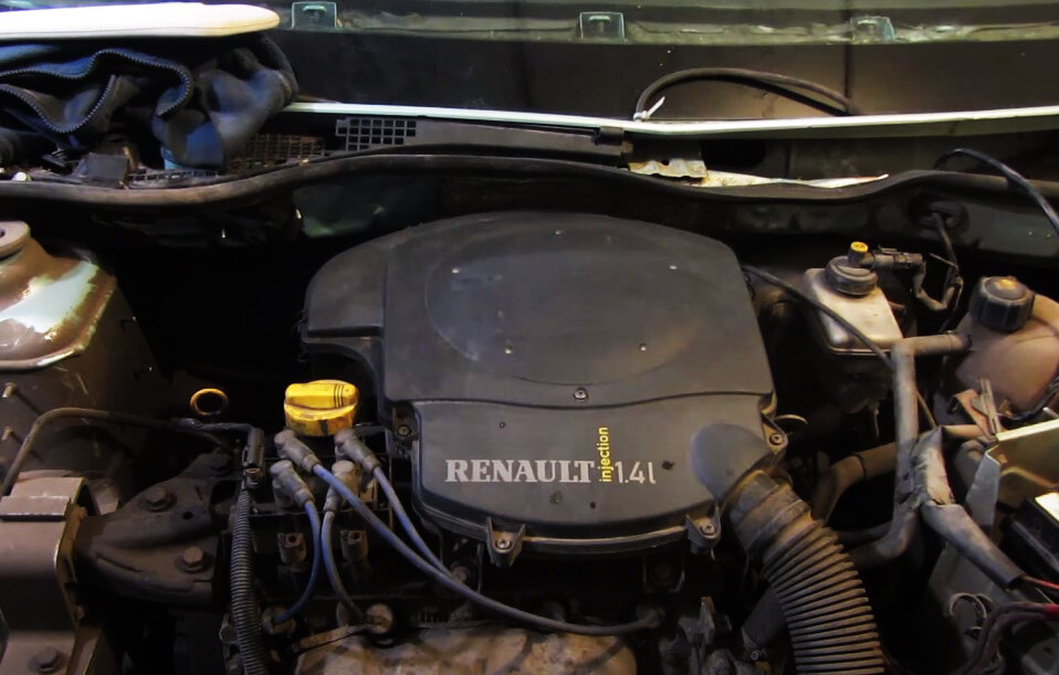 Решил убедиться, так ли надёжен Рено Логан, как его хвалят. Разобрал ...