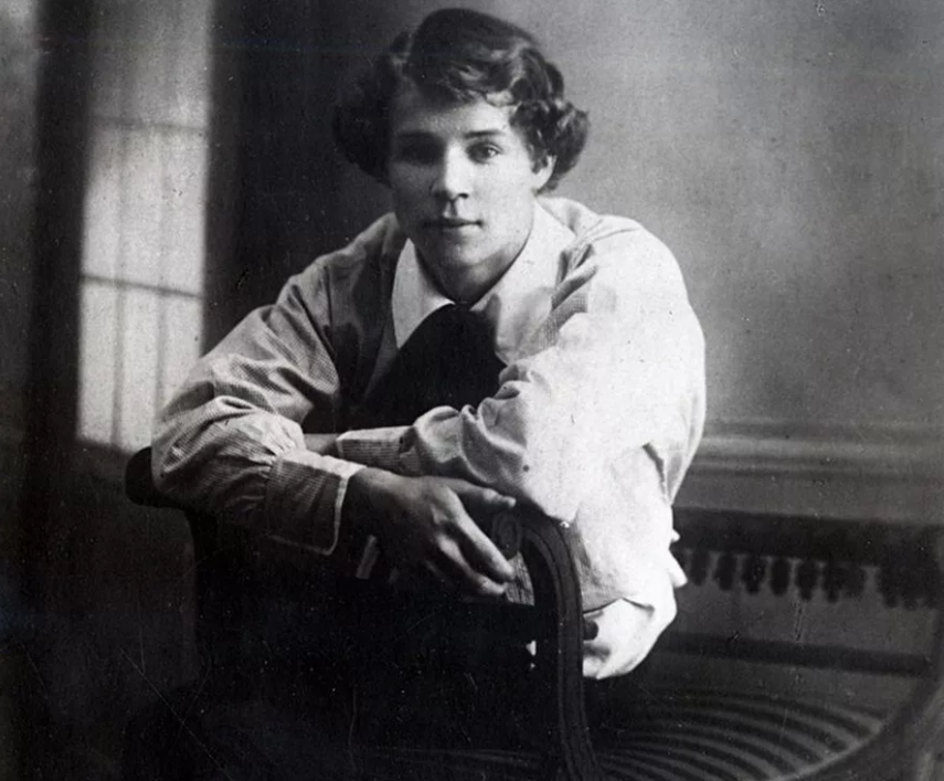 Сергей Есенин, которому ещё нет двадцати лет. 