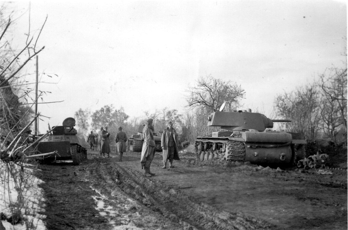 12 отдельный гвардейский танковый полк прорыва