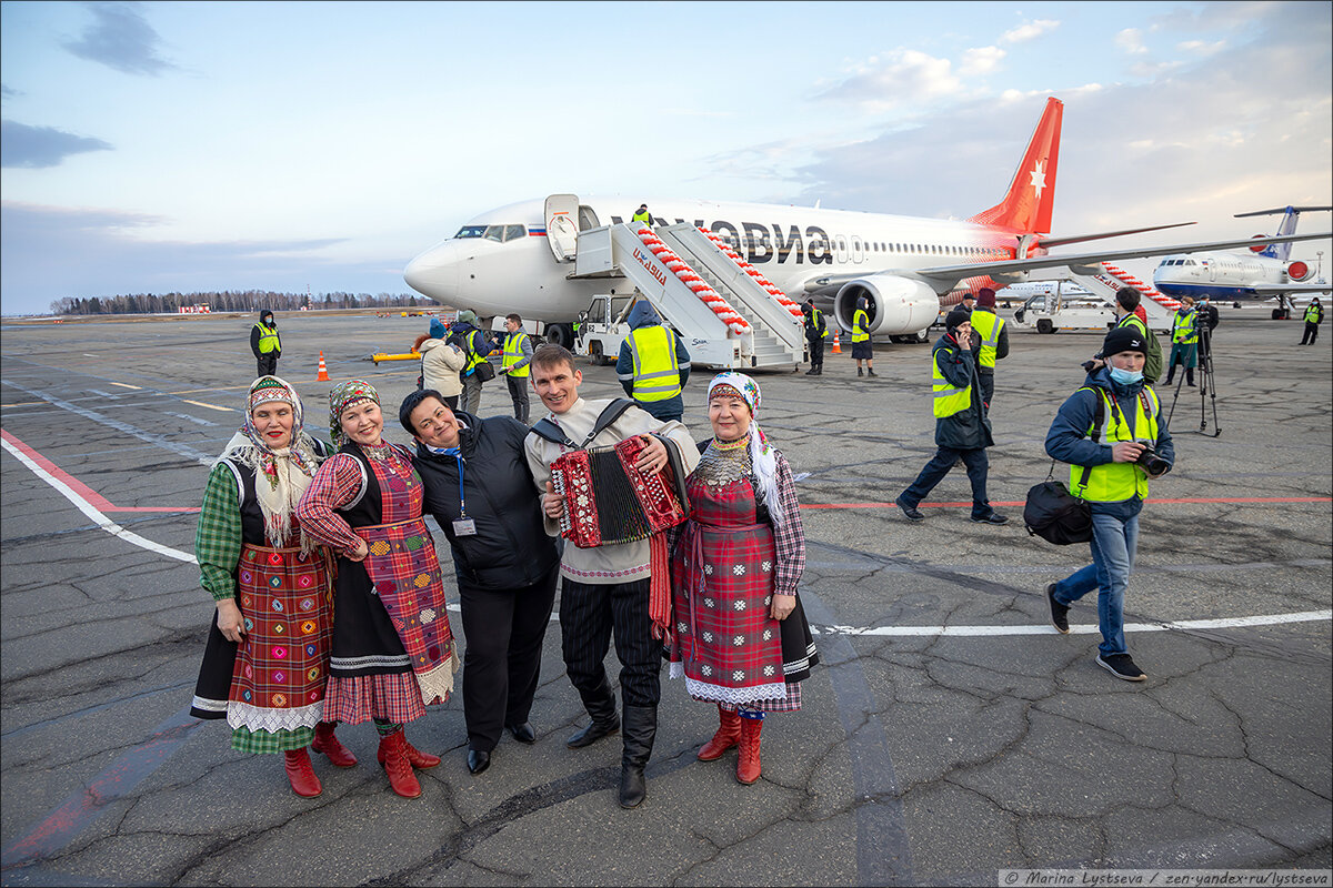 Самолет ижавиа фото