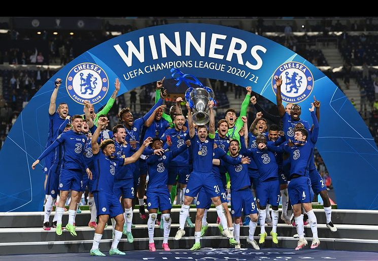 Игроки «Челси» с кубком Лиги чемпионов / instagram / chelseafc 