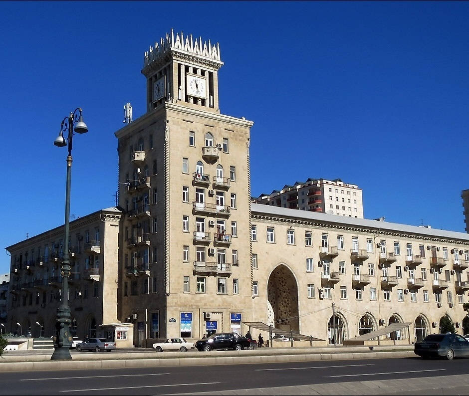 Дом правительства Азербайджана, Баку. Отели рядом, фото, видео, как добраться — lp-dom-ozero.ru