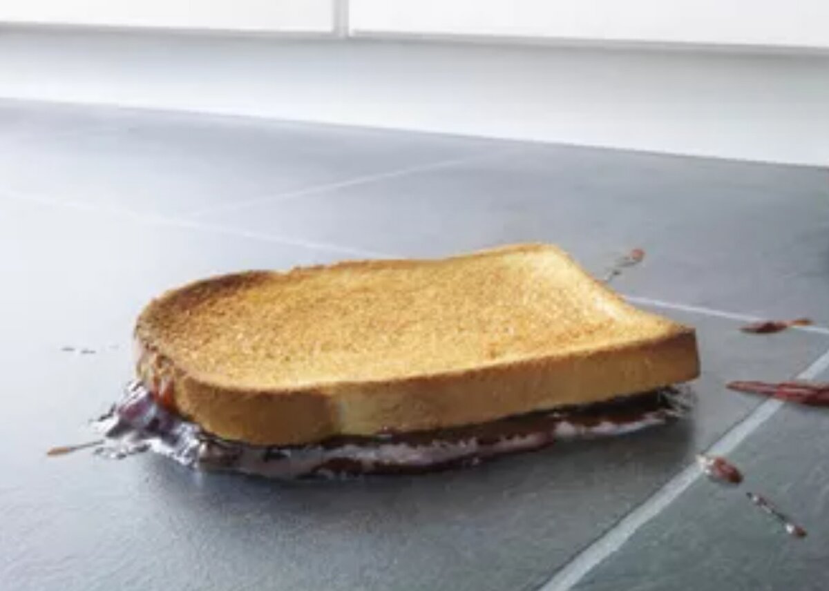 «И в сотый раз бутерброд упадет маслом вниз», В. Цой, группа «Кино»