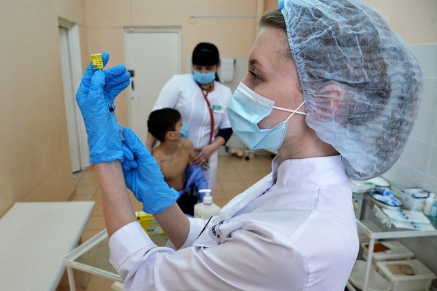 Вакцинация подростков от Covid-19 Фото: Александр Кондратюк/РИА Новости