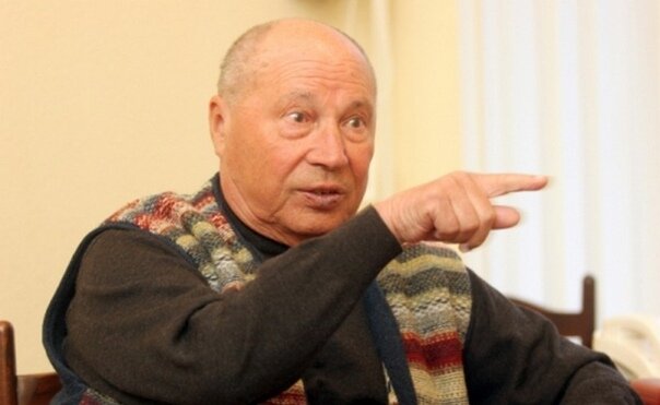 Режиссёр Виталий Мельников