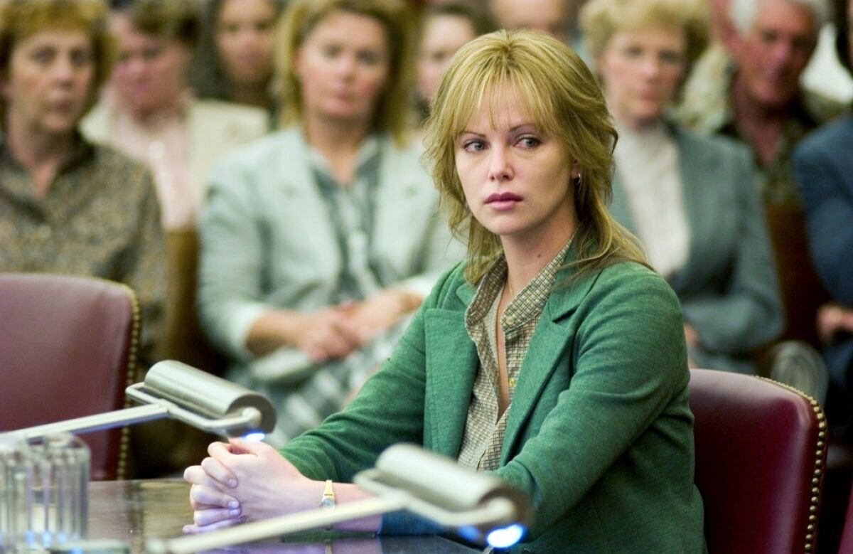 шарлиз терон северная страна. северная страна вуди харрельсон. шарлиз северная страна. шарлиз терон 2005. северные страны.