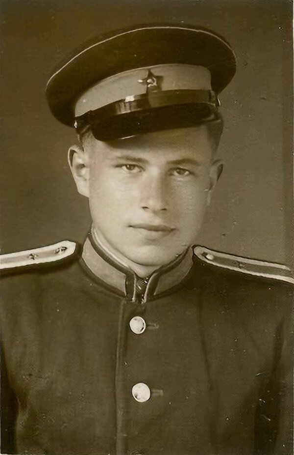 Курсант ДВАРУ ВВС Владимир Чаплинский, 1952 год