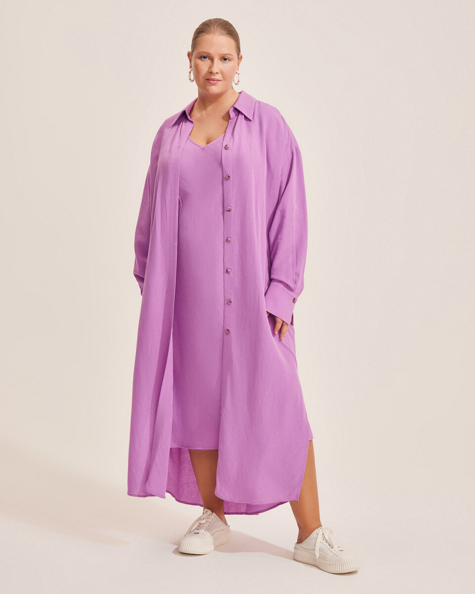 Платье-рубашка макси. Вискоза 75%, лен 25%. 14900 рублей