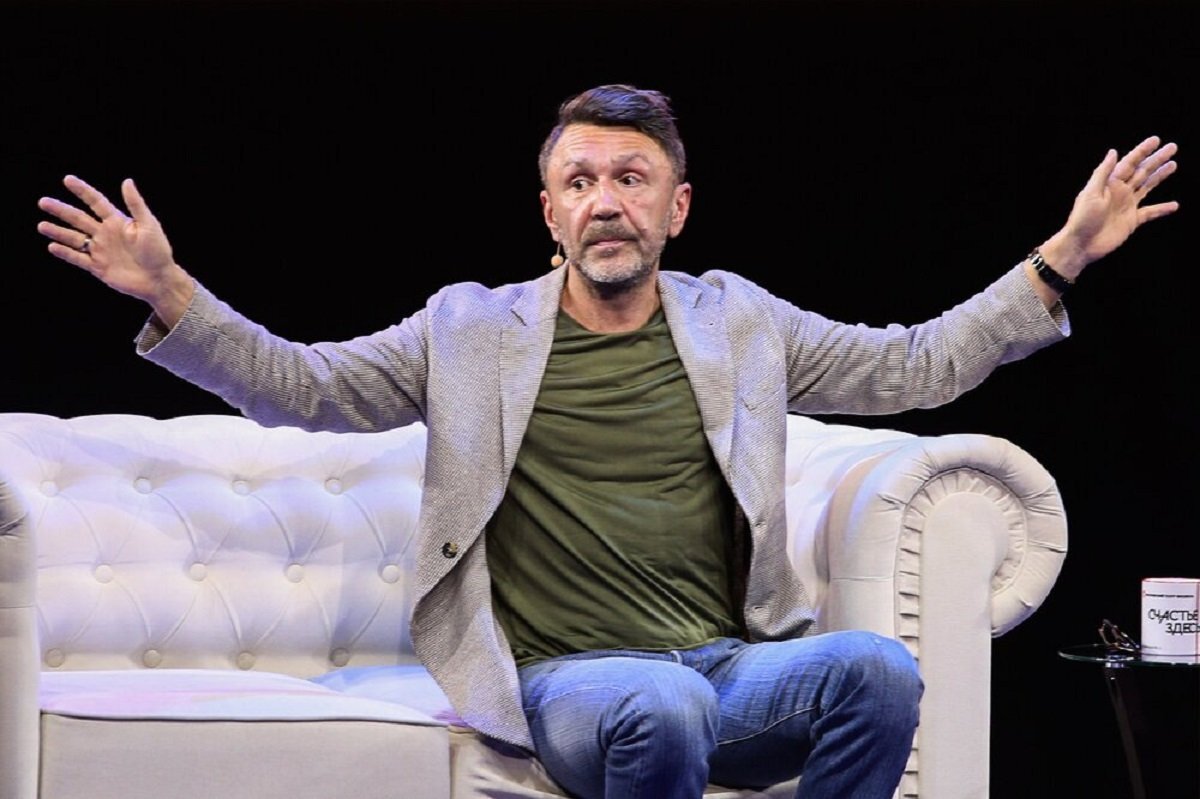 "Разлетелись" - Шнуров об эмиграции артистов