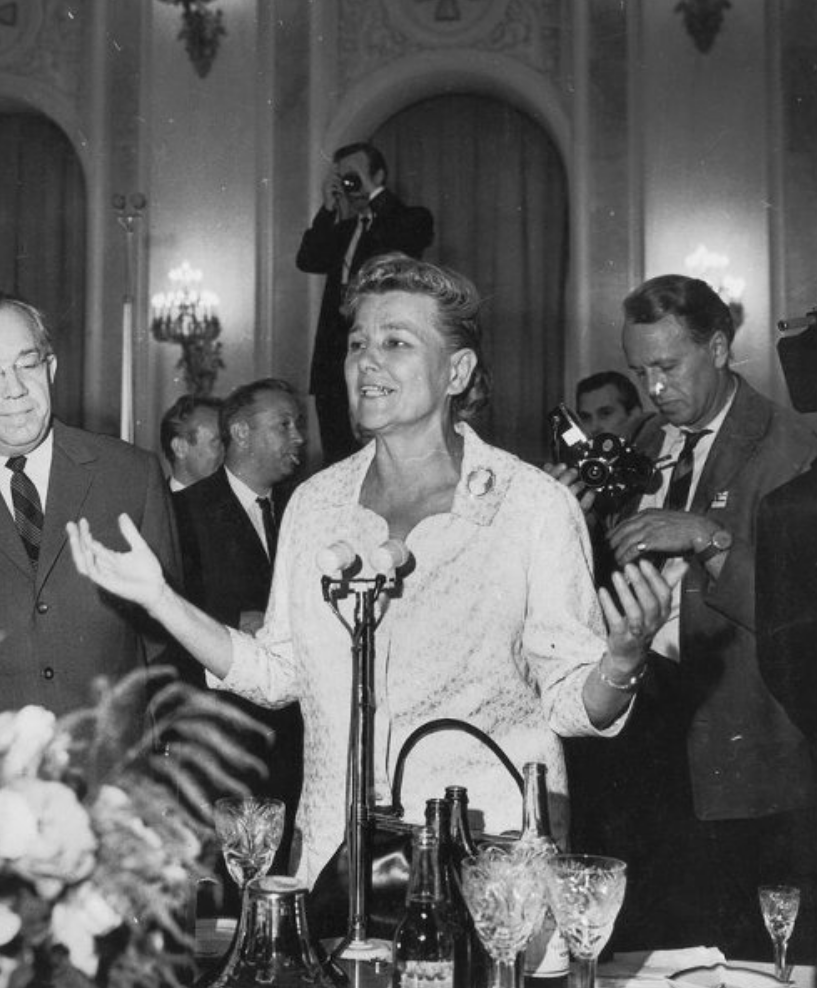 Возобновлением кинофестиваль обязан Фурцевой