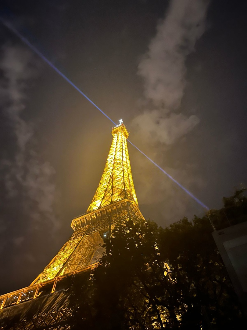 Эйфелева башня