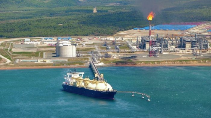 Twitter.com: Япония не может обойтись без российского газа   