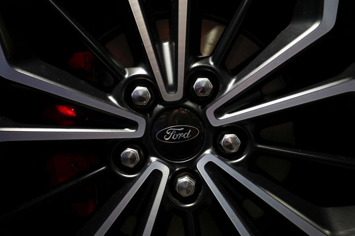 Ford сокращает 3000 рабочих мест, переходя на электромобили и программное обеспечение