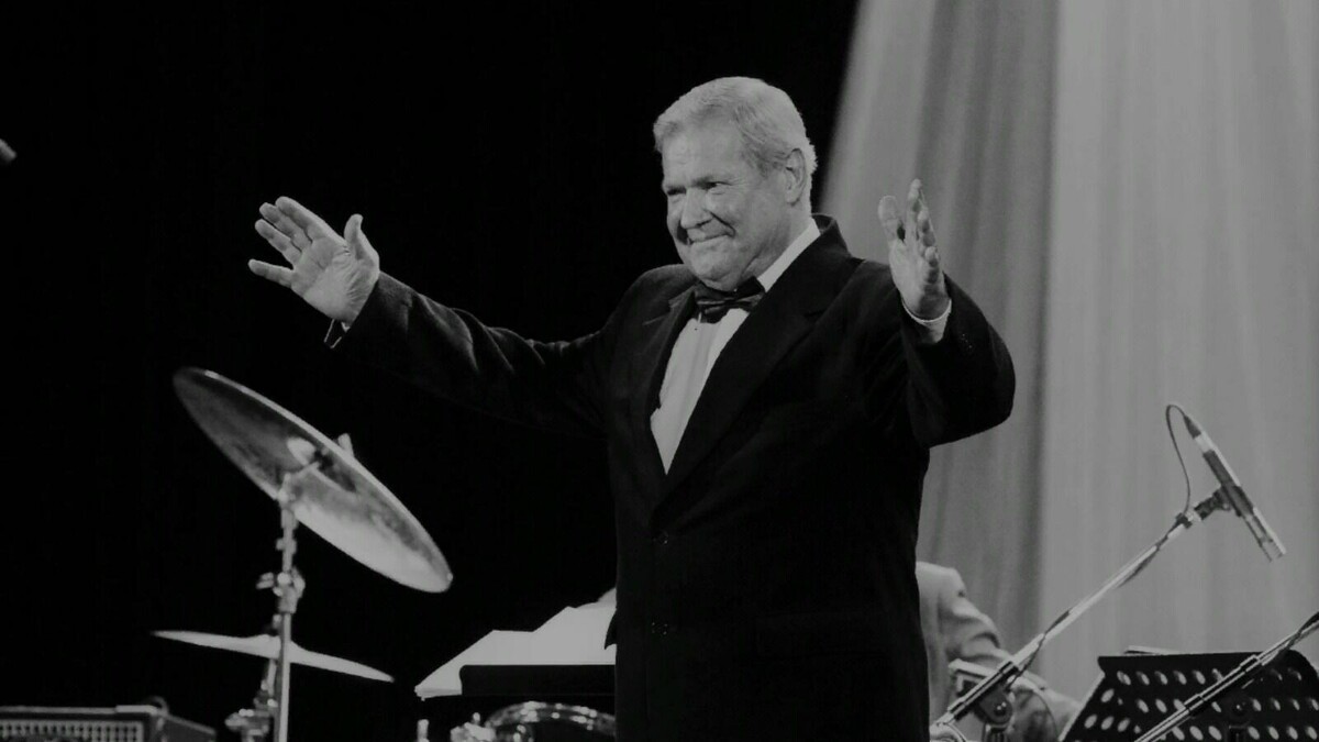     В Татарстане на 82-м году жизни скончался Анатолий Василевский, знаток истории и теории джазовой музыки, имевший широкую известность во всем мире. Об этом сообщает пресс-служба министерства культуры республики.