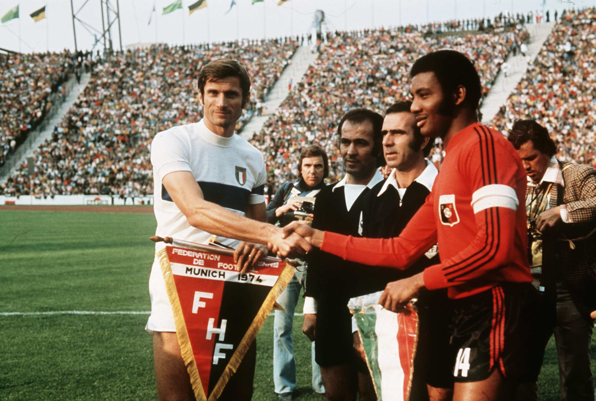 В 1974 году гаитянцы мальчиками для битья не были...