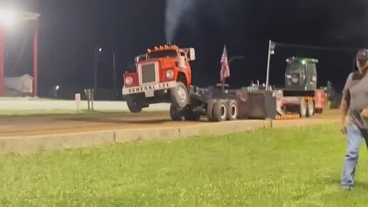 Gaz 24 Official ☑️ | Грузовик Dodge отрывает колеса в воздух #Dodge # ...