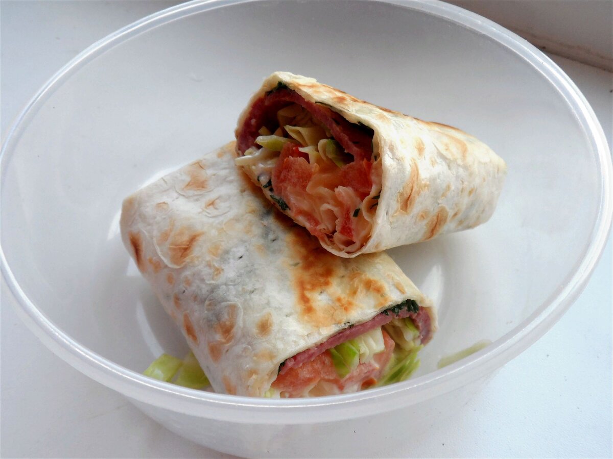 Мини-рулетики из лаваша с начинкой "Пятиминутки" для любимого мужа