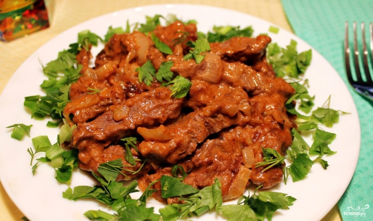 Как приготовить бефстроганов. Бефстроганов. Мясо бефстроганов. Бефстроганов из говядины. Бефстроганов классический