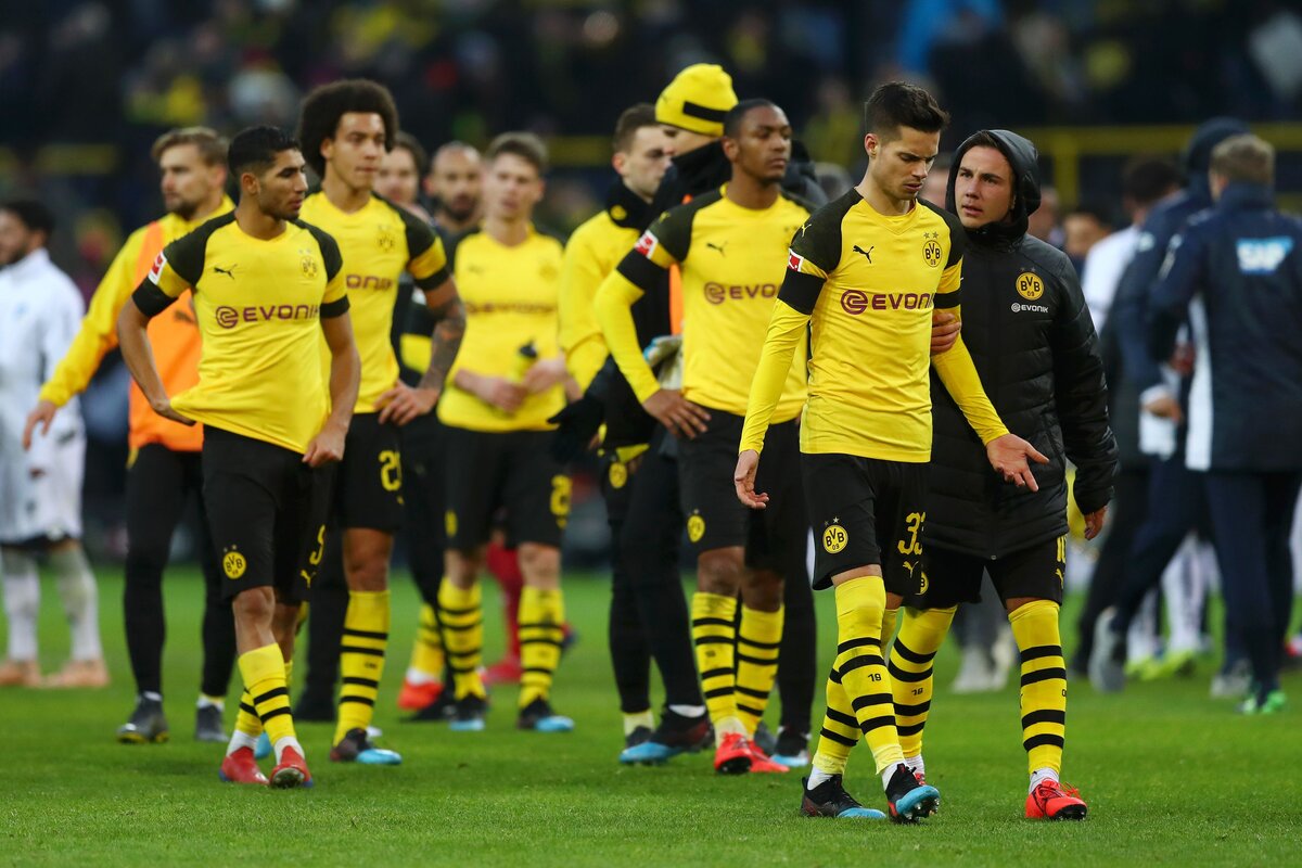  Домашняя ничья против "Хоффенхайма" 3:3 при счете 3:0 за 26 минут до конца матча (09.02.2019 года).