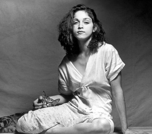 Молодая мадонна