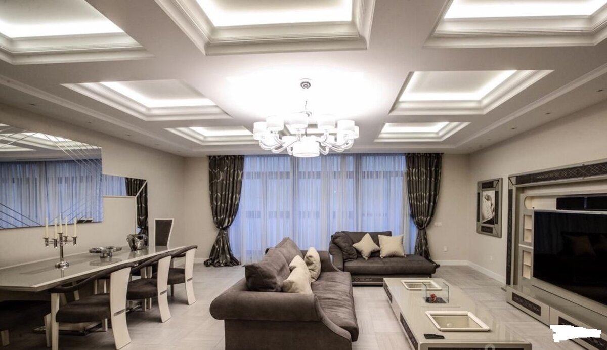 Просторная гостиная