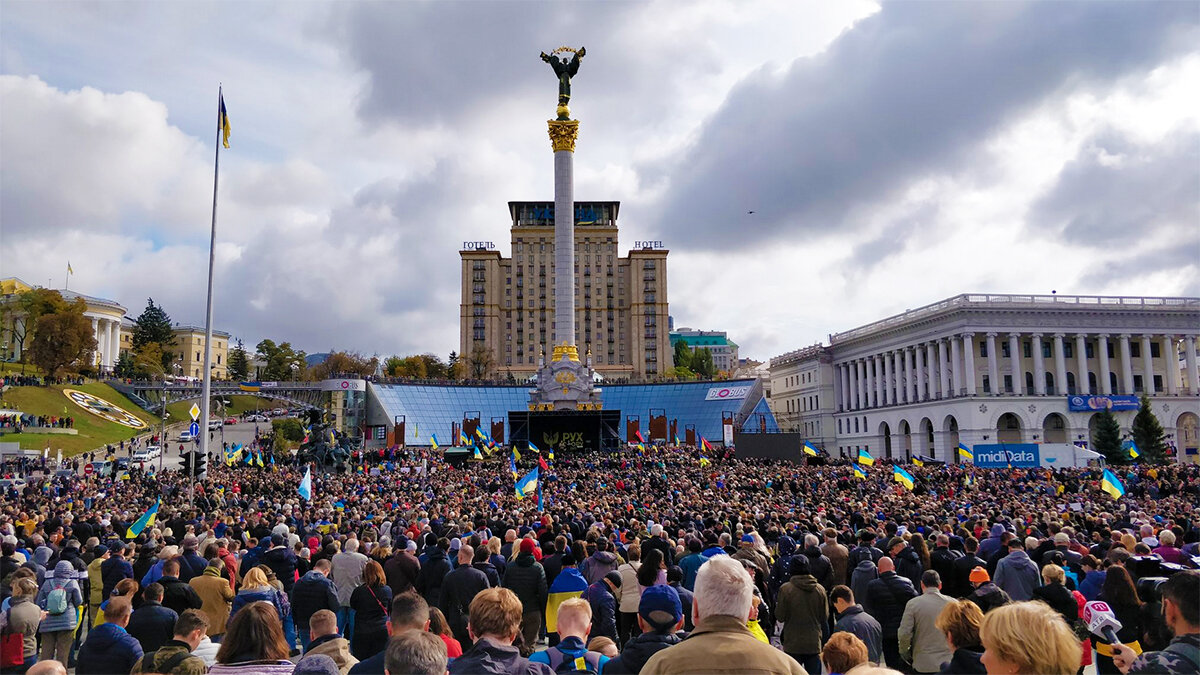 Фото площади майдана