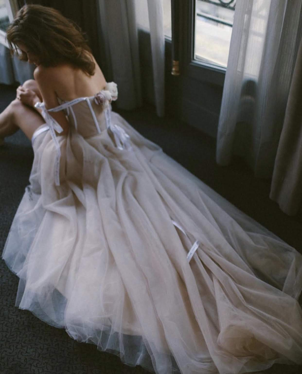  Photo by Arina Boganova