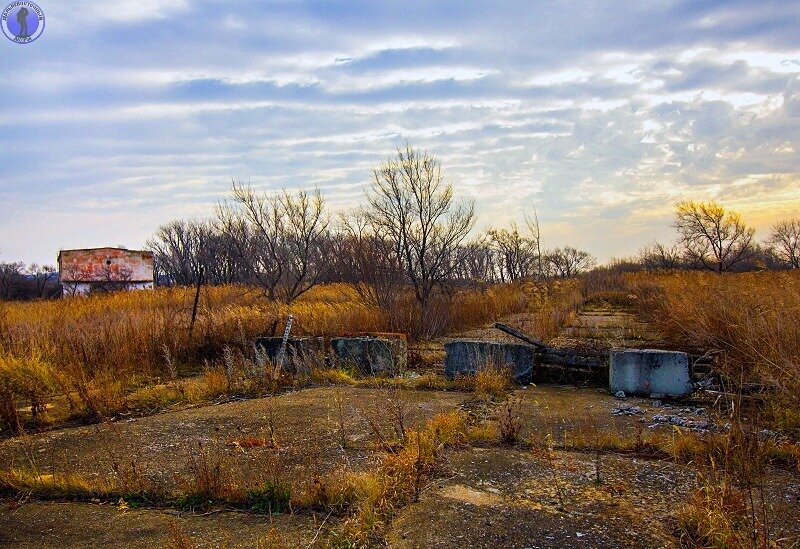 Заброшенное хранилище ядерных боеголовок РТБ ВВС ТОФ при аэродроме 