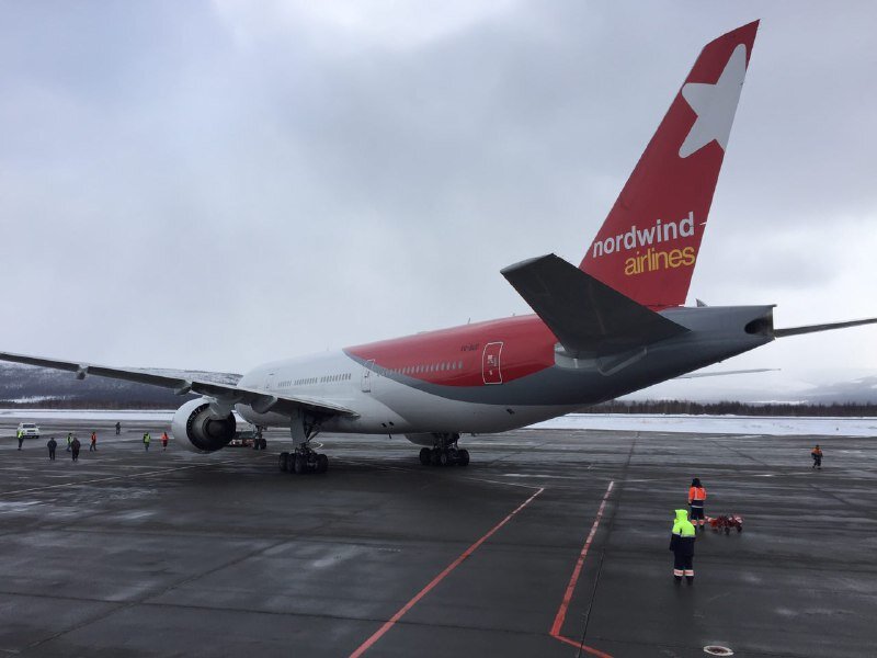 Чартерные рейсы пхукет. Nordwind 777. Боинг 777 в Иркутске. Икар Норд Винд. Boeing 777-200 Икар.