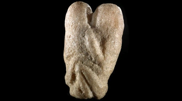 Изображение людей, занимающихся сексом. 9000 год до н.э.