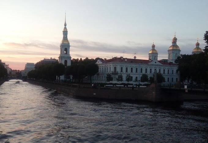 Никто точно не знает сколько в городе мостов