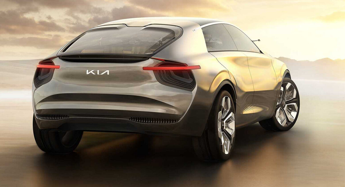 Концепт Kia Imagine, показанный в Женеве в 2019 году. Как раз на нём красуется новое оформление логотипа компании.