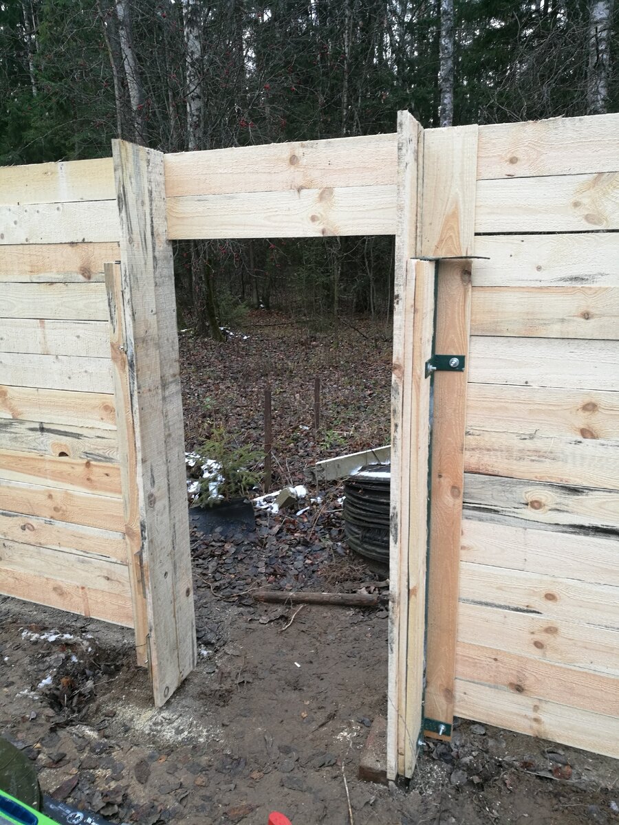 Проем под калитку (вид изнутри)