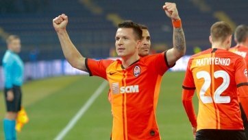 Вингер «Шахтера» Евгений Коноплянка рассказал о том, за кого он болеет в испанском чемпионате.
