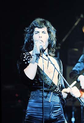 Листаем карусельку - выступление 16 февраля 1975 года в Avery Fisher Hall