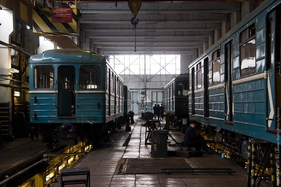 Богоявленск мичуринск. Станция Калужская в депо. Метро депо Калужское. Электродепо метро Калужская. Электродепо Калужское Москва.