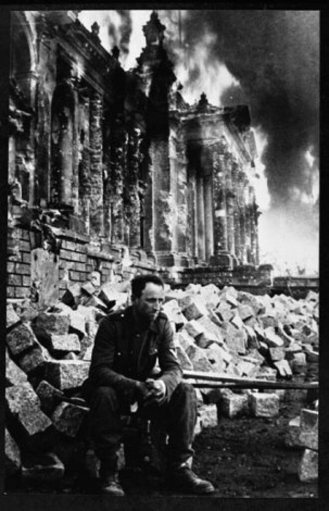 автор М. С.  Редькин "Эндэ" - "Конец" .