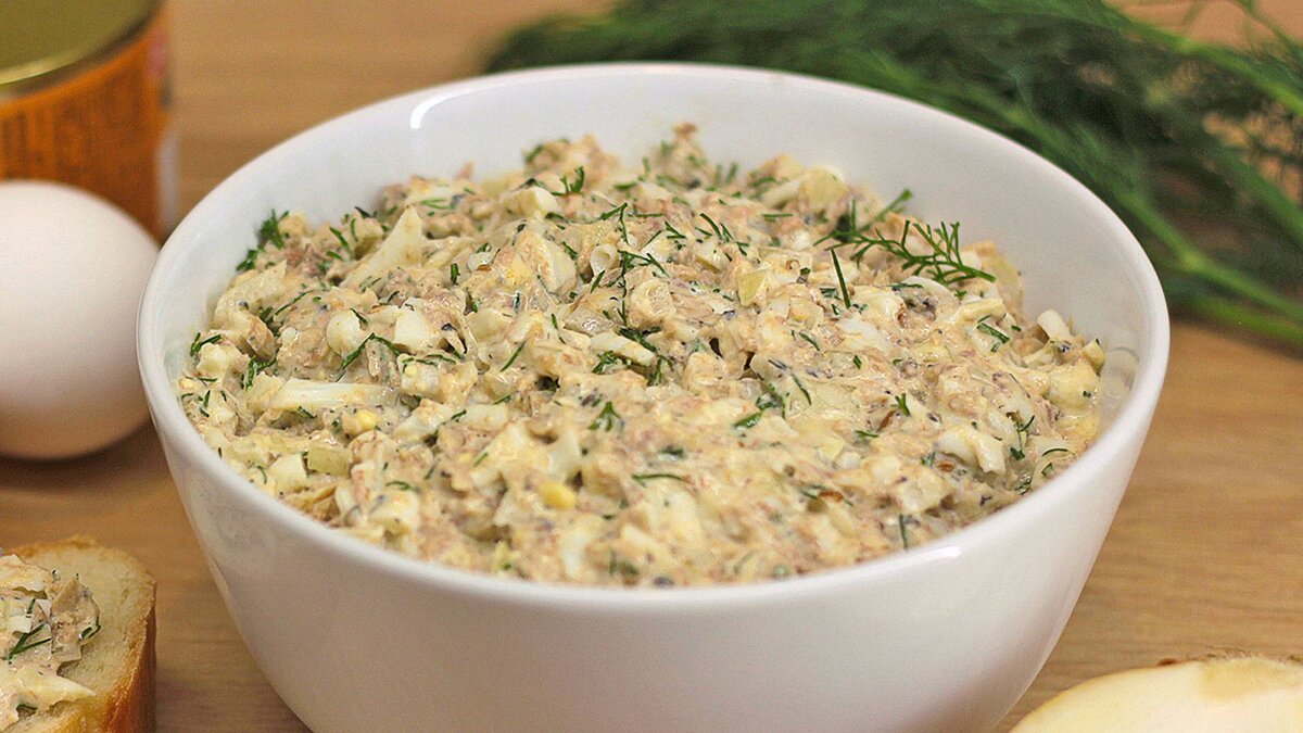 Салат из рыбы . фото взято из источника