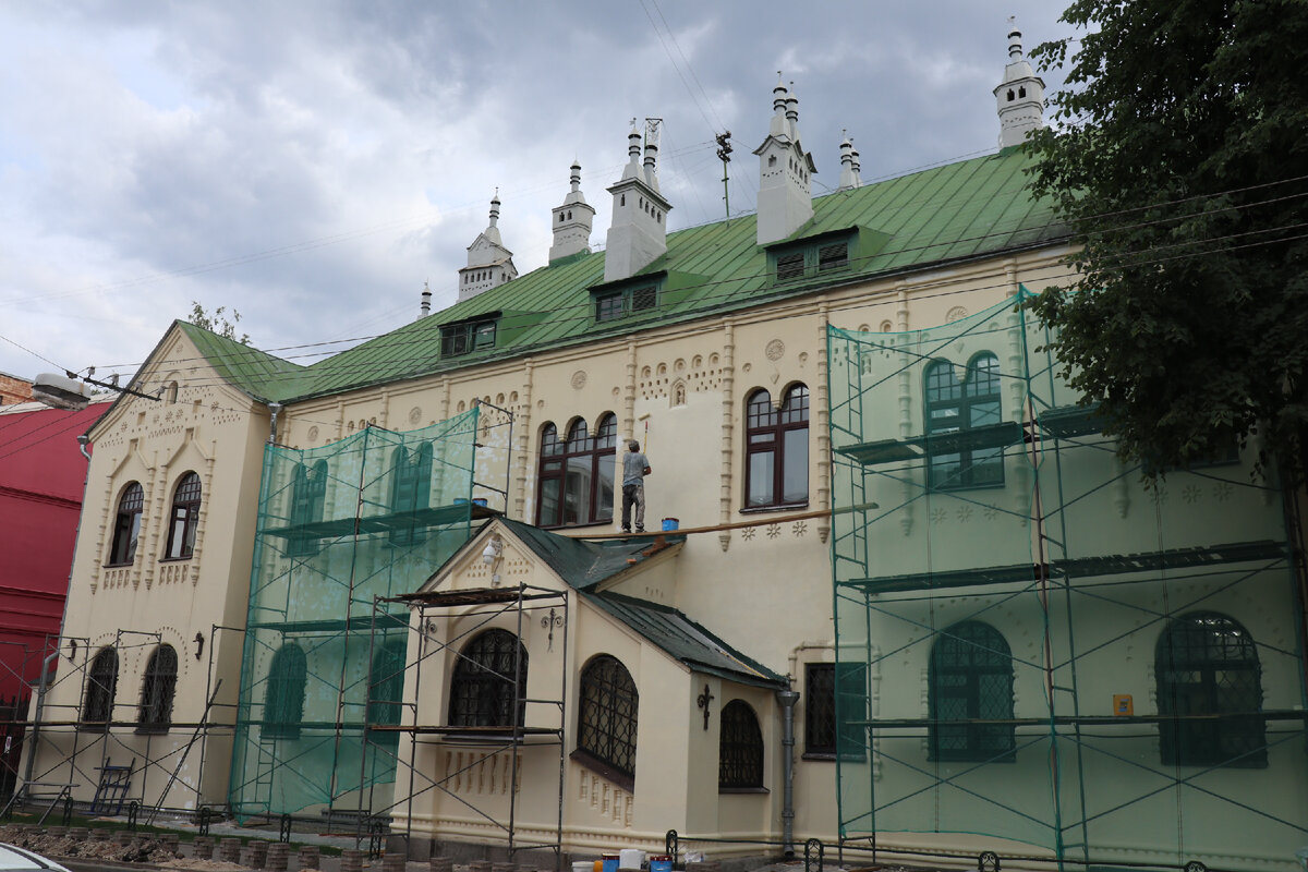 Флигель