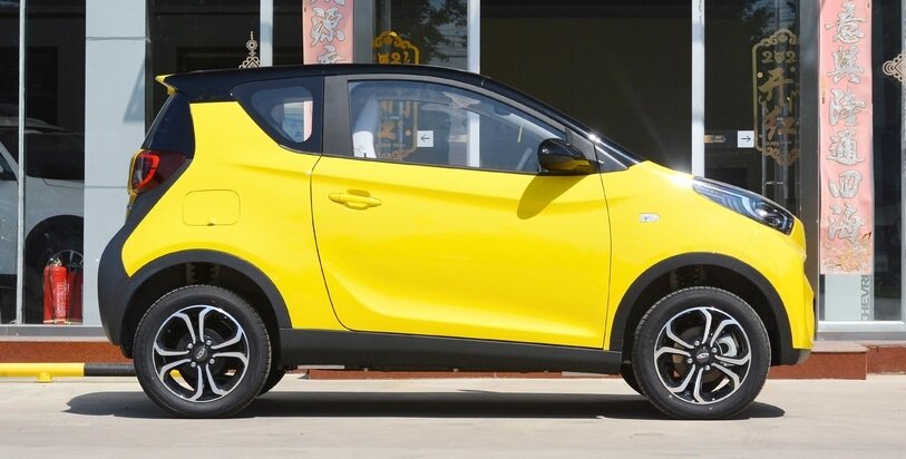 На фото: электрокар Chery Little Ant (EQ1)