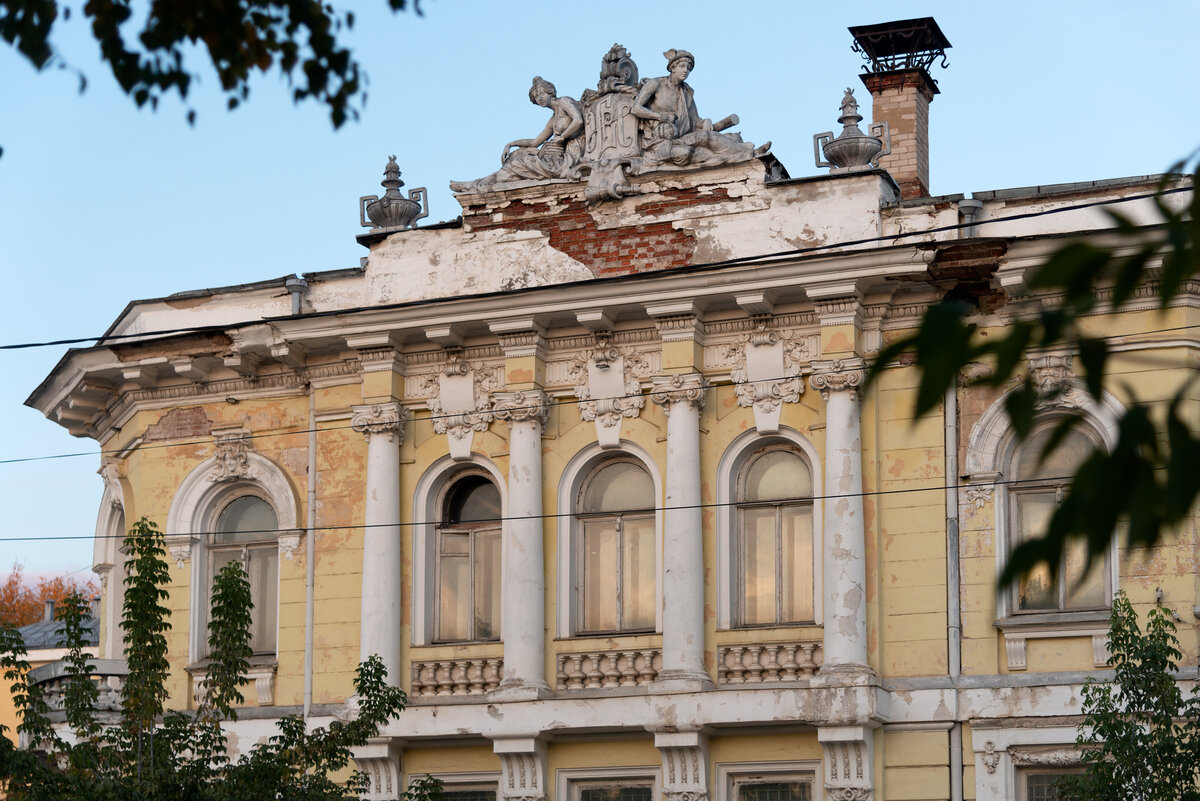 Дом братьев Неворотиных, западный фасад.