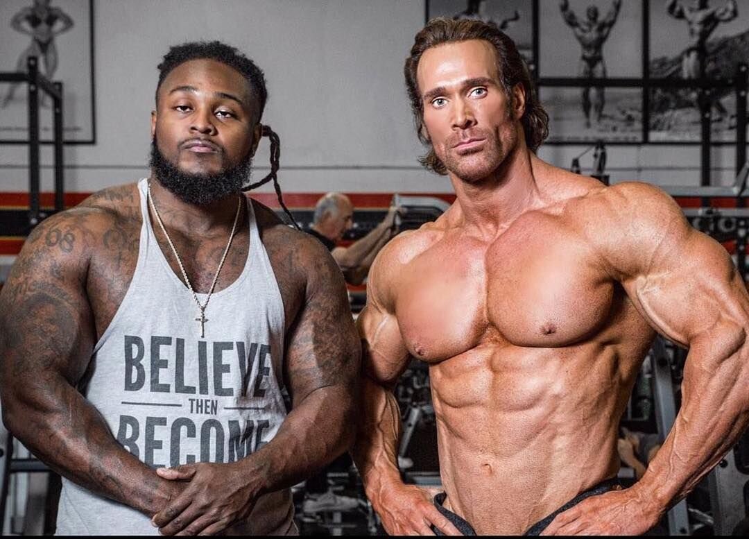 Mike o Hearn спина