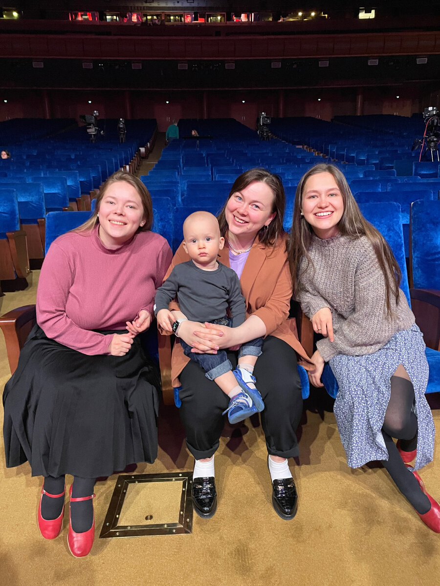 Трио Пташица – Светлана Кошелева, Лия Брагина с сыном Алексеем и Вероника Курбанмамадова