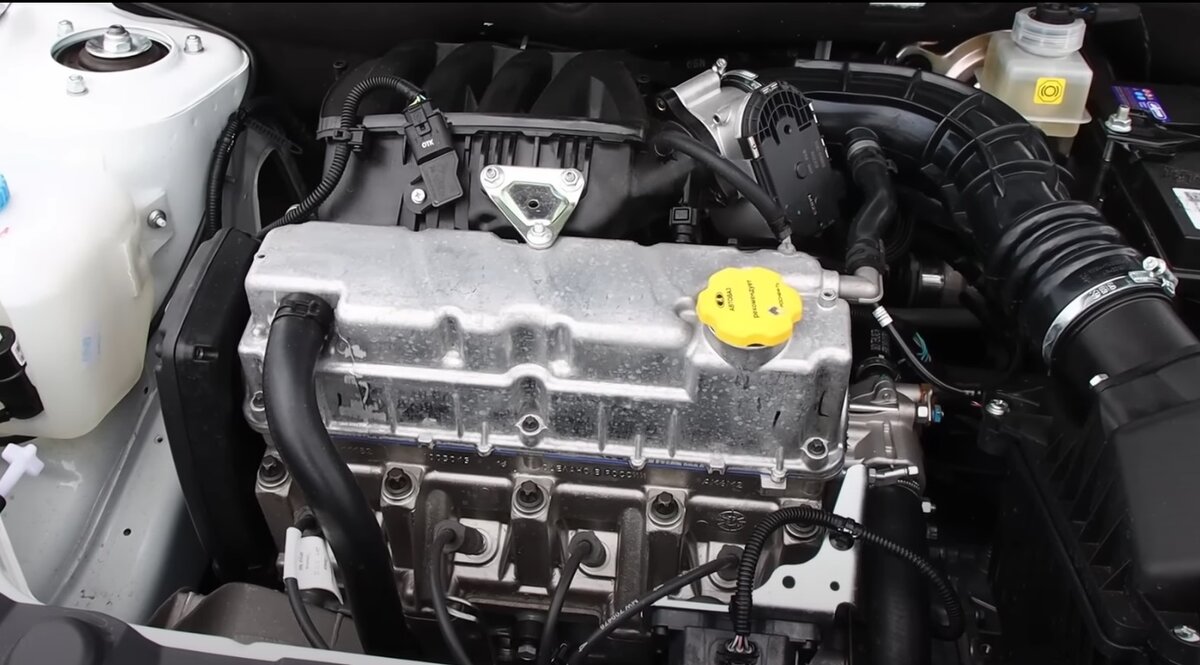 Упрощенная версия Лады Гранты. Подробный обзор. Ресурс мотора и коробки ...