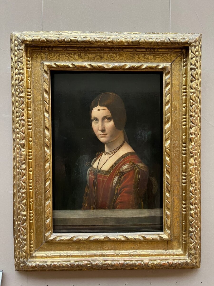 Джоконда либо копия, либо переоценена. Другие картины Леонардо производят больше впечатления.