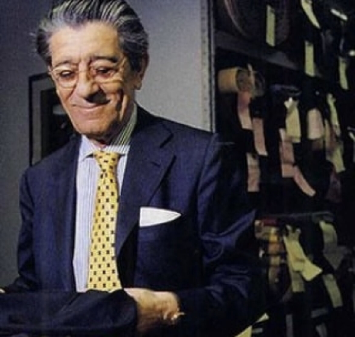 Чиро Паоне. Официальное фото Kiton 