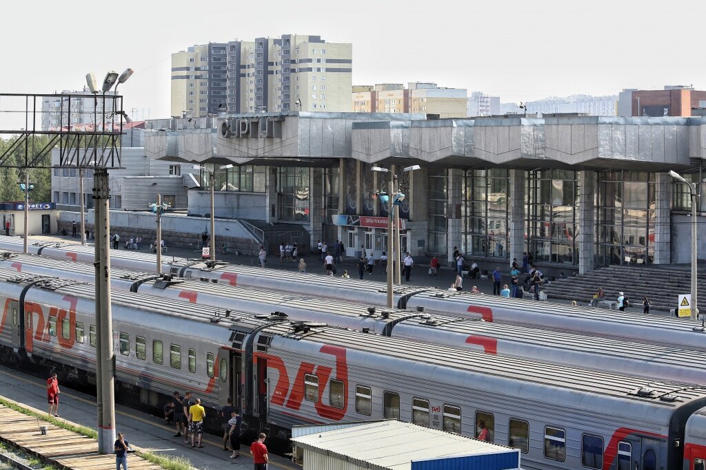    Пассажиров РЖД будут кормить горячим питанием в поездах без вагона-ресторана